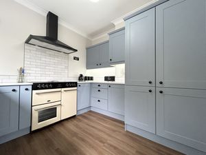 Photo 11- click for photo gallery